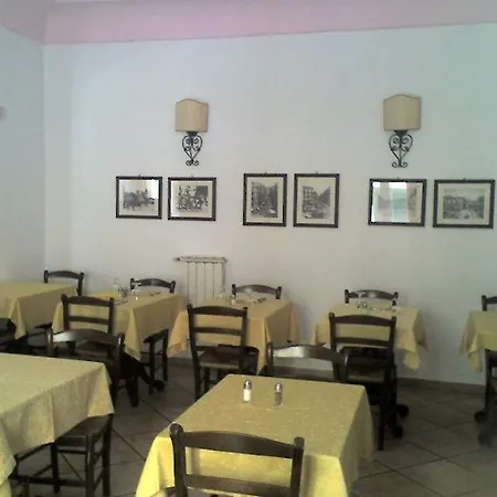 Maria Porto Hotel Ísquia