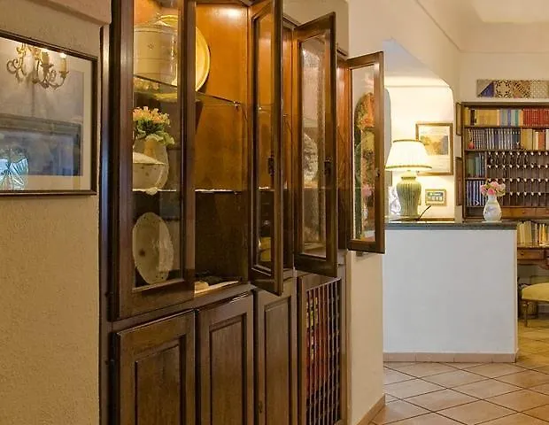 Hotel Maria Porto 3*