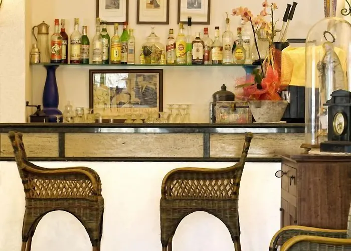 Hotel Maria Porto 3*